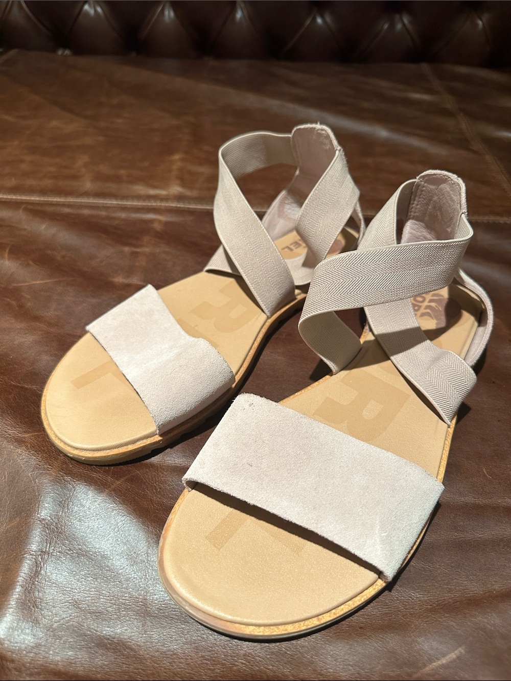 Sorel Women's Beige Crisscross Elastic Strap Sandals